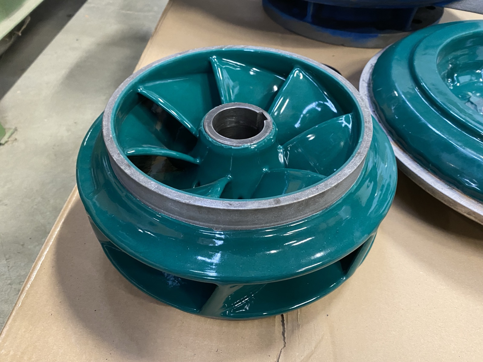 Beschichtetes Pumpengehäuse im Werk